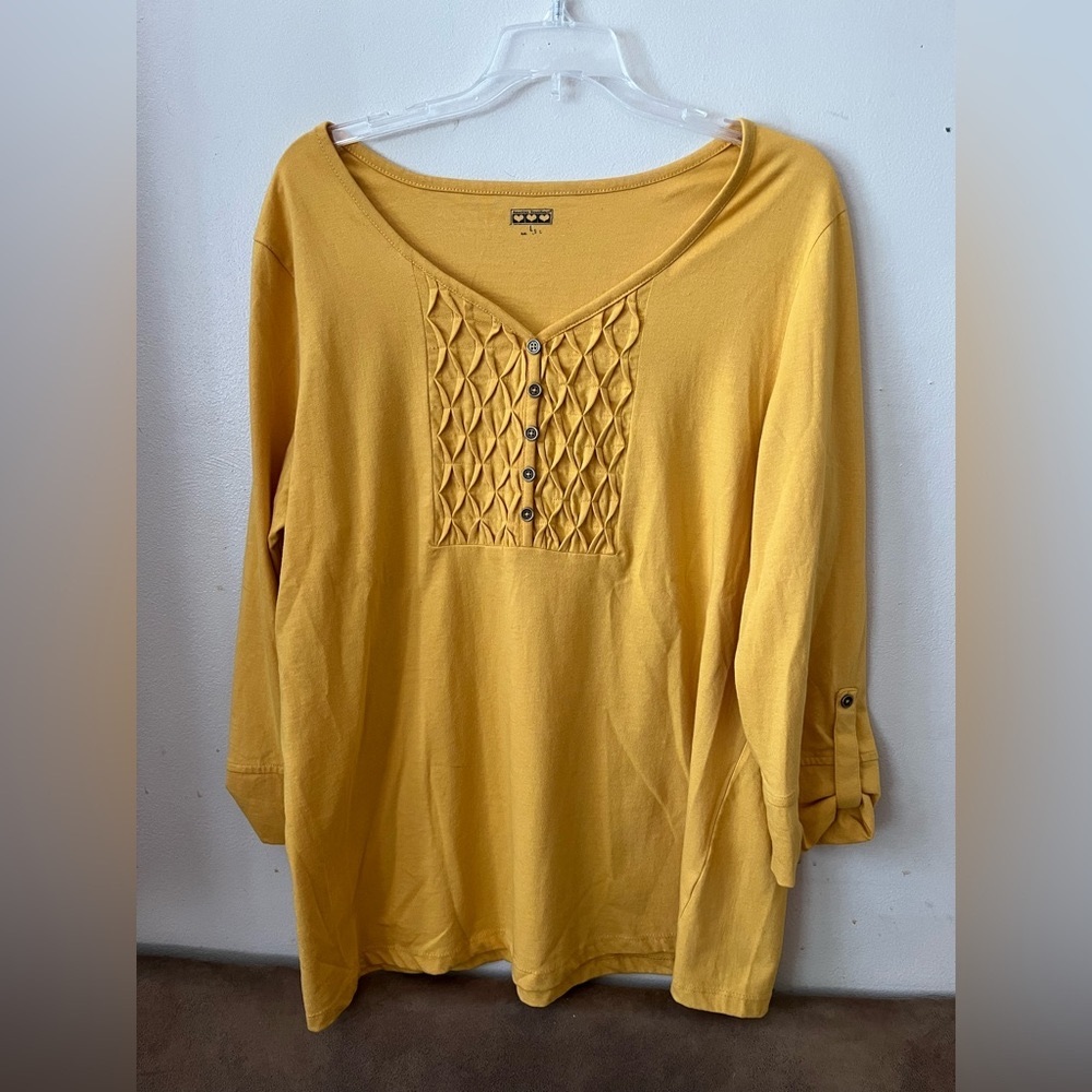American Sweetheart women’s shirt size L Mustard